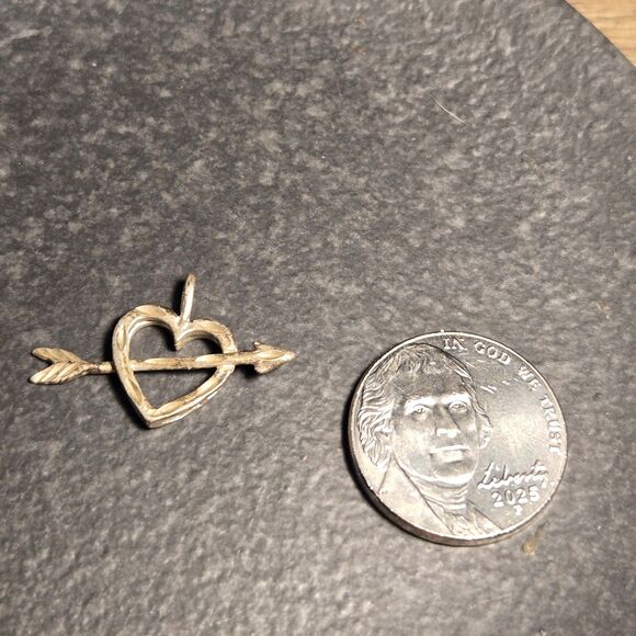 Etched Heart Arrow Sterling Silver 925 Pendant - Picture 5 of 5